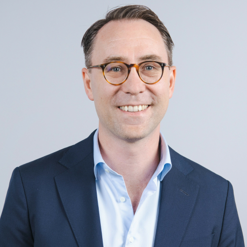 Dr. Gustav Nyström